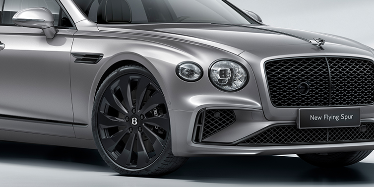 Bentley Beirut New Bentley Flying Spur sedan front bonnet in Silverlake paint with Black Specification with black ten spoke wheel, black matrix grille and black exterior details